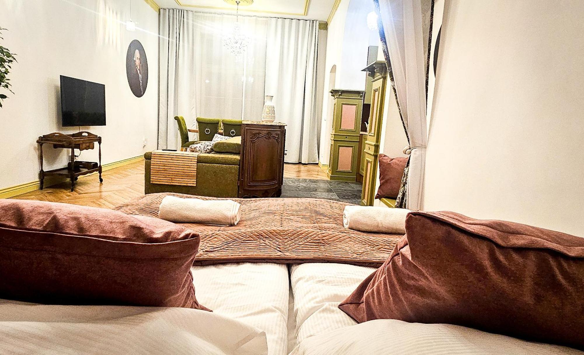 Butik Apartamenty Old Town Torun - Parking Exterior photo